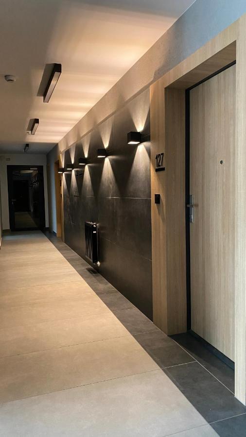 דירות ורוצלב Grey House + Free Parking מראה חיצוני תמונה