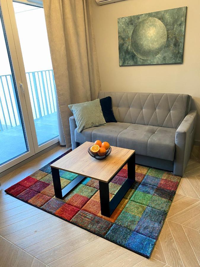 דירות ורוצלב Grey House + Free Parking מראה חיצוני תמונה